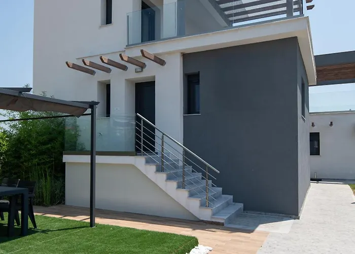 Asteria Mare By Aetherion & * Kalyves Polygyrou